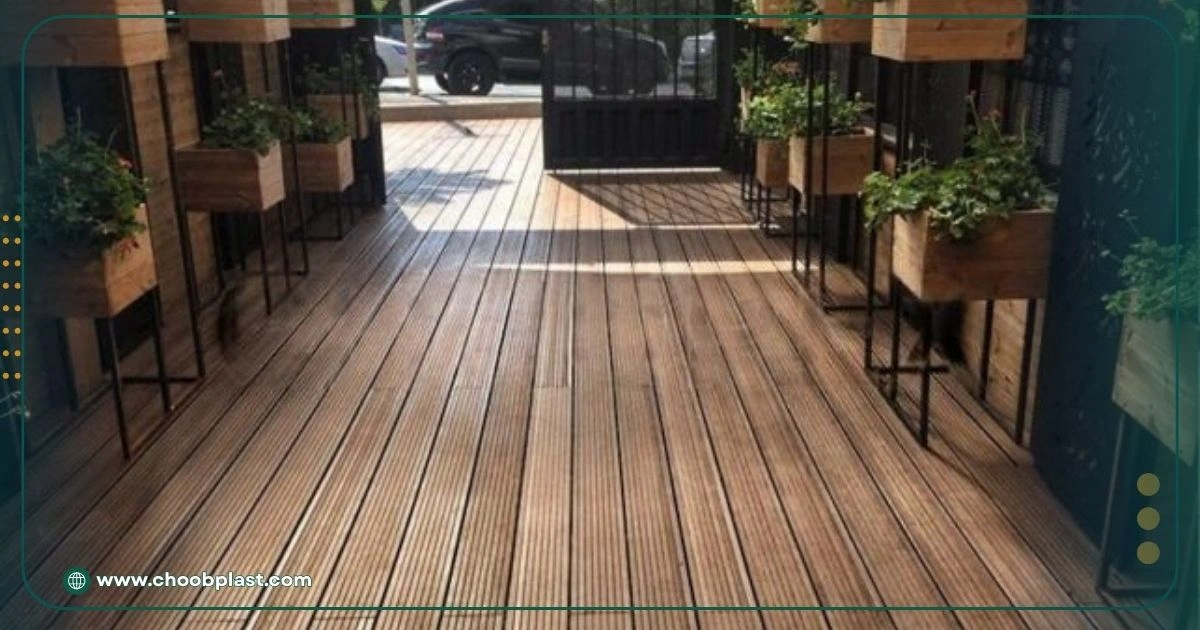 اجرای کفپوش چوب پلاست در پروژه مسکونی